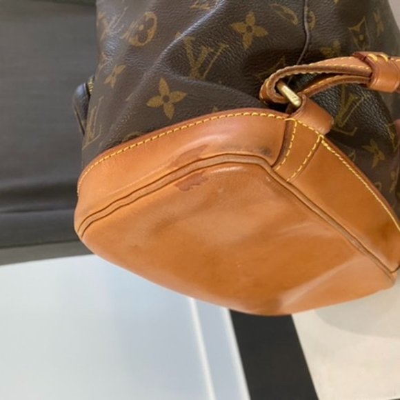 ***Authentic Louis Vuitton Montsouris GM*** - Picture 9 of 16